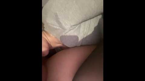 Media: essss33331 Bongacams 2024-10-13 00:12:00