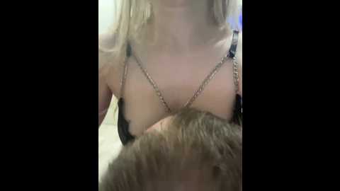 Media: essss33331 Bongacams 2024-10-13 02:18:00