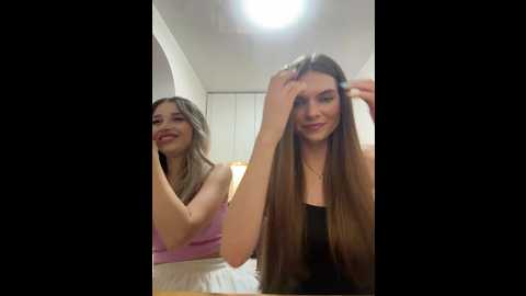 Media: emilyandmira Bongacams 2024-10-14 17:36:00