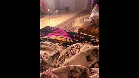 Media: lateloverrr Bongacams 2024-10-14 00:20:00