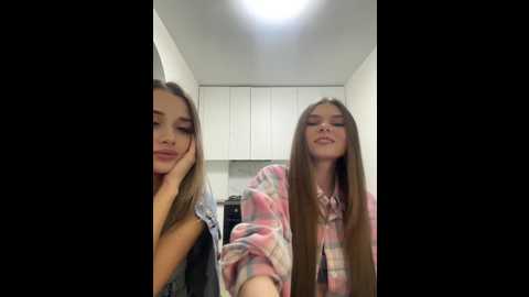Media: emilyandmira Bongacams 2024-10-15 17:43:00