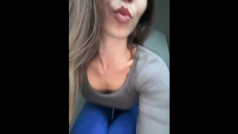 Media: monikayyy Bongacams 2024-10-15 14:55:00