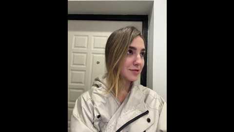 Media: yololove Bongacams 2024-10-15 15:21:00