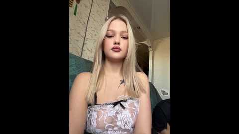 Media: _the_sweet_couple_ Bongacams 2024-10-16 07:42:00