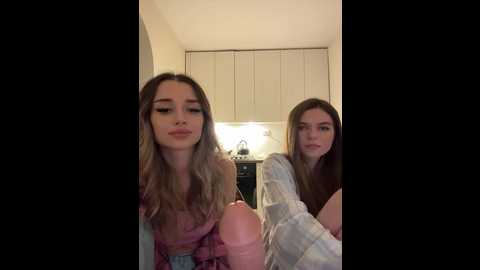 Media: emilyandmira Bongacams 2024-10-16 21:28:00