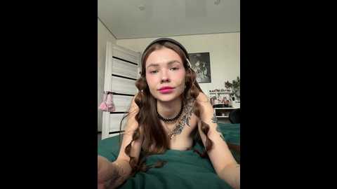 Media: emmagoodgirl Bongacams 2024-10-16 08:49:00