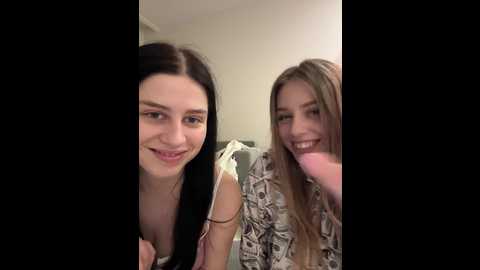 Media: vibromashulkadashulka Bongacams 2024-10-16 15:18:00