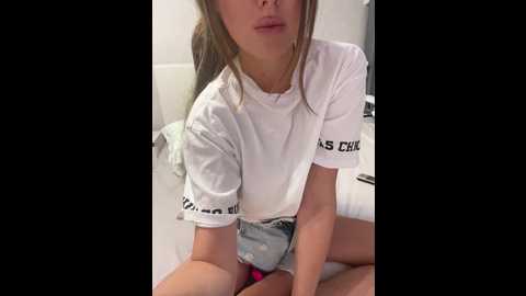 Media: babyvik Bongacams 2024-10-17 15:37:00