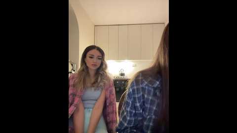 Media: emilyandmira Bongacams 2024-10-17 19:09:00