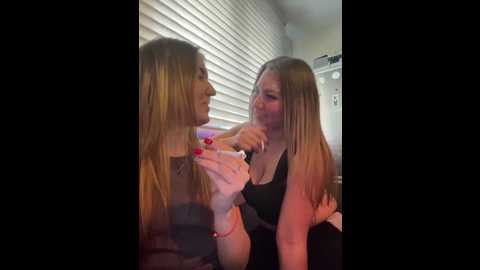 Media: karolina7 Bongacams 2024-10-18 02:12:00