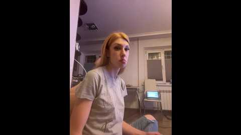 Media: annamaks12 Bongacams 2024-10-19 01:50:00