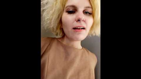 Media: marie_outdoor Bongacams 2024-10-20 16:44:00