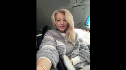 Media: _molly_ Bongacams 2024-10-21 04:40:00