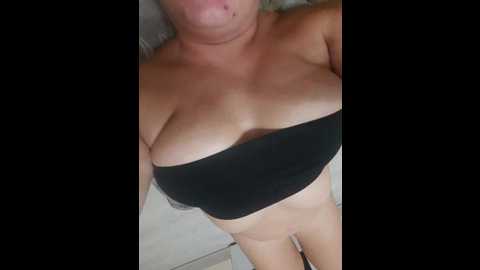 Media: annanaz1912 Bongacams 2024-10-21 02:16:00