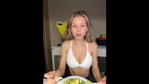 Media: sweetpeach77 Bongacams 2024-10-22 08:19:00