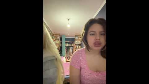 Media: metaaaaaaaaa Bongacams 2024-10-23 13:15:00