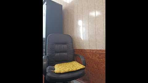 Media: nikkysecrets Bongacams 2024-10-23 06:09:00