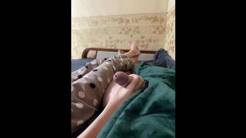 Media: onemoretwikssex Bongacams 2024-10-23 16:58:00