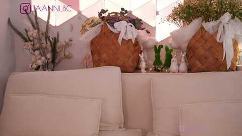 Media: taanni Bongacams 2024-10-24 03:25:00