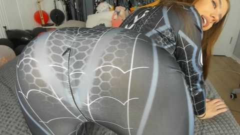 Media: dolly_ll Bongacams 2024-10-27 12:22:00