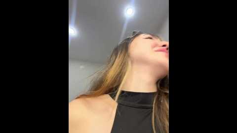 Media: yololove Bongacams 2024-10-27 15:46:00