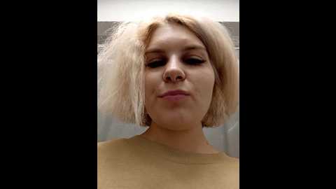 Media: marie_outdoor Bongacams 2024-10-28 16:43:00