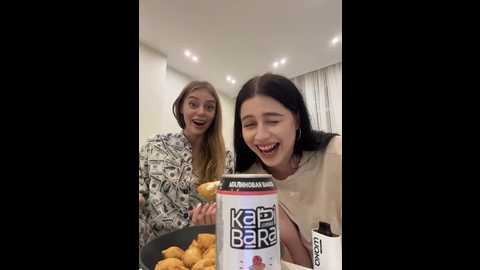 Media: vibromashulkadashulka Bongacams 2024-10-28 21:11:00
