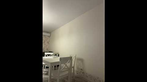 Media: babydarii Bongacams 2024-10-29 19:10:00