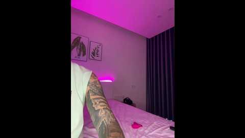 Media: twins666 Bongacams 2024-11-03 08:38:00