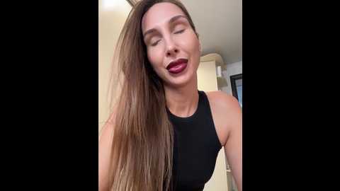 Media: hothoneybabe Bongacams 2024-11-05 05:12:00
