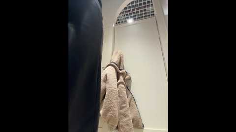 Media: monikayyy Bongacams 2024-11-05 18:26:00