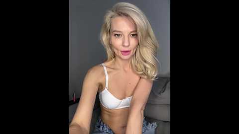 Media: _molly_ Bongacams 2024-11-06 17:16:00