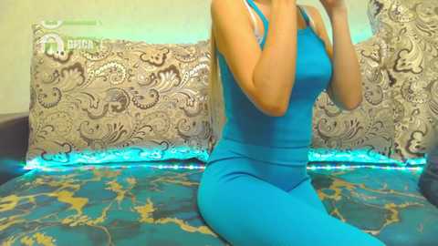 Media: catsy_love_ Bongacams 2024-11-06 16:14:00