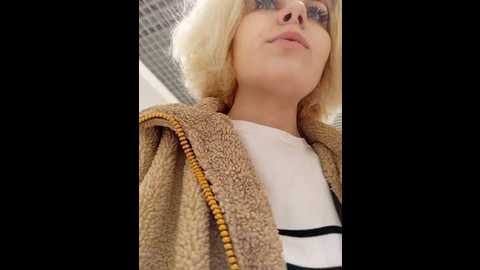 Media: marie_outdoor Bongacams 2024-11-06 16:19:00