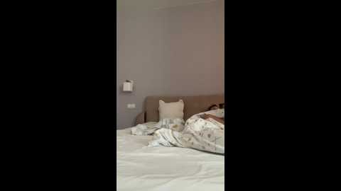 Media: lateloverrr Bongacams 2024-11-07 05:23:00