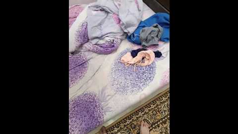 Media: sexycouple69 Bongacams 2024-11-07 15:16:00