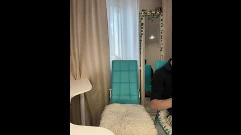 Media: yololove Bongacams 2024-11-07 08:02:00