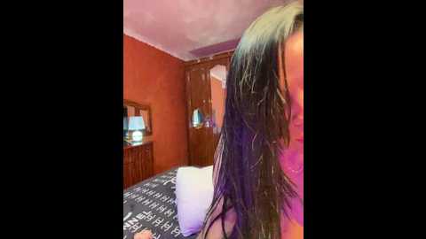 Media: 3apa Bongacams 2024-11-08 18:37:00