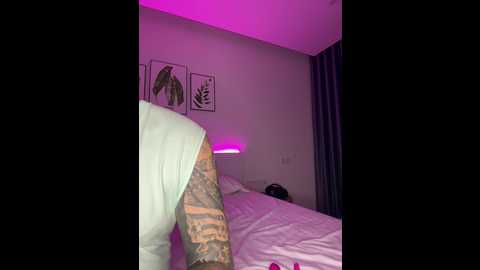 Media: twins666 Bongacams 2024-11-08 02:35:00