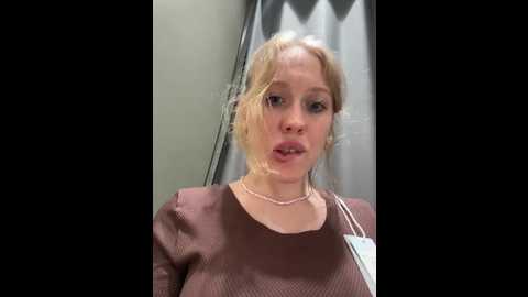 Media: likachkaa Bongacams 2024-11-09 18:36:00