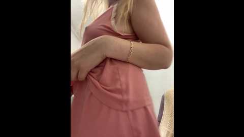 Media: sexywoman999 Bongacams 2024-11-11 04:03:00