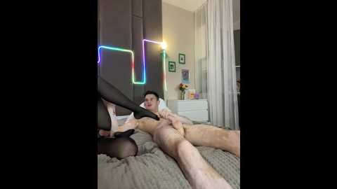 Media: yummy_couple Bongacams 2024-11-11 02:01:00