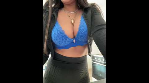 Media: kiss_krisss Bongacams 2024-11-12 05:33:00