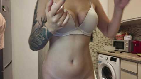 valeriaxoxo @ bongacams on 20241112