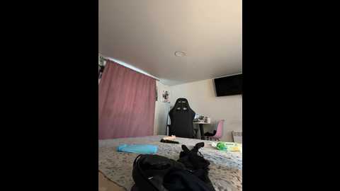 Media: _maybebaby_ Bongacams 2024-11-13 11:35:00
