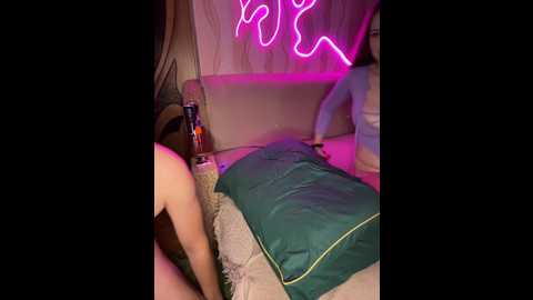 Media: couple_sex Bongacams 2024-11-13 21:33:00