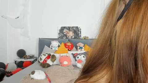 Media: dolly_ll Bongacams 2024-11-13 15:55:00