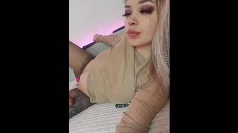 elaizza @ bongacams on 20241113