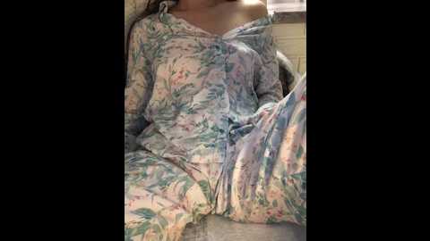 Media: kt98 Bongacams 2024-11-13 04:40:00