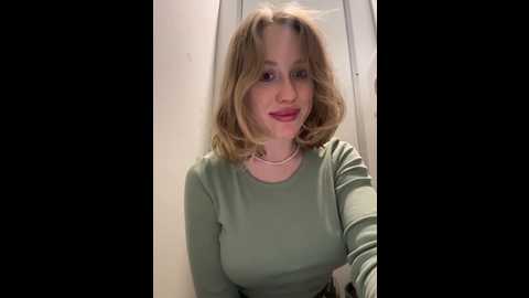 Media: likachkaa Bongacams 2024-11-15 16:49:00